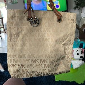 Michael kors large tote
